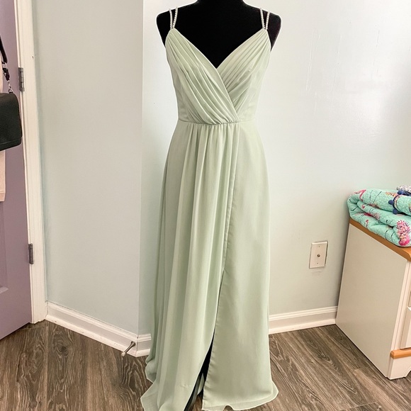 David’s Bridal Meadow Bridesmaids Dress, size 8 - Picture 3 of 7